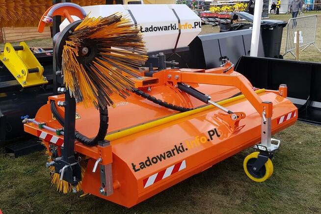 Hydrauliczna zamiatarka ZML180 z koszem i nawadnianiem nowa