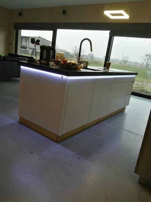 Kuchnie na wymiar producent meble kuchenne Śląsk Małopolska