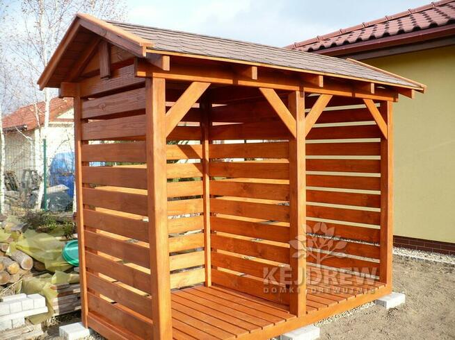 Drewutnia na drewno drewutnia na drzewo schowek narzędziówka