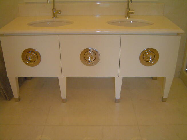 Lakierowane fronty meblowe mdf - usługa lakierowania meble