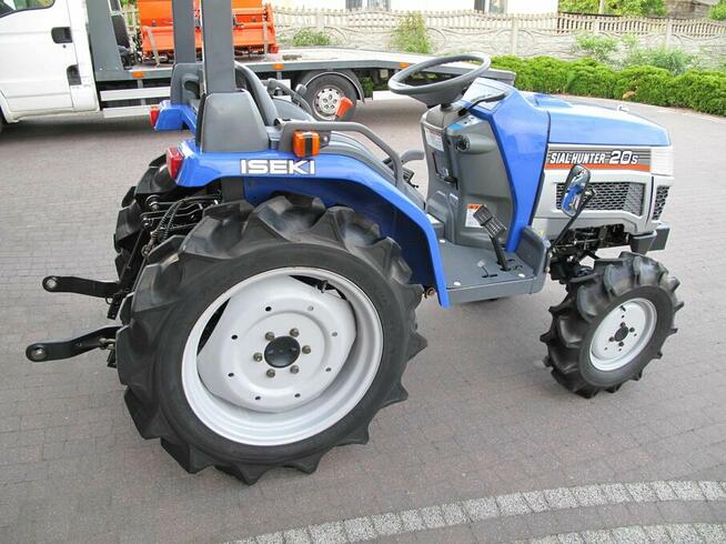 Mini Traktorek Iseki 20KM 4X4 Wspomaganie Mała Kosiarka