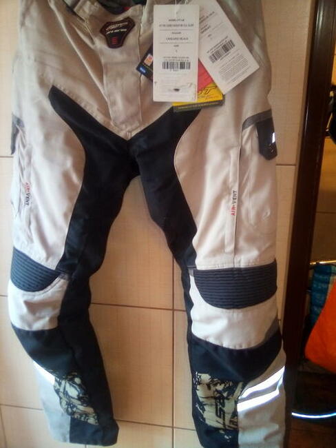 RST ADVENTURE rozmiar L beżowy stan BDB!!!