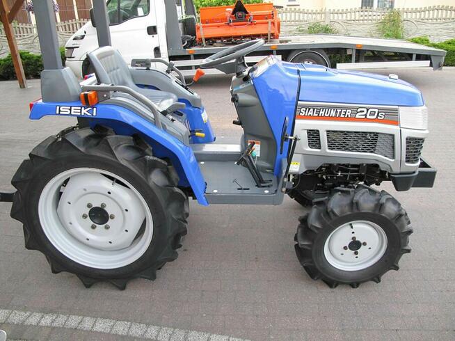 Mini Traktorek Iseki 20KM 4X4 Wspomaganie Mała Kosiarka
