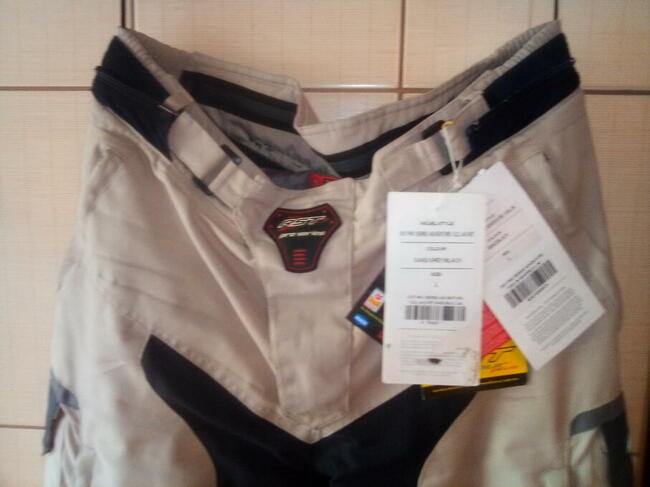 RST ADVENTURE rozmiar L beżowy stan BDB!!!