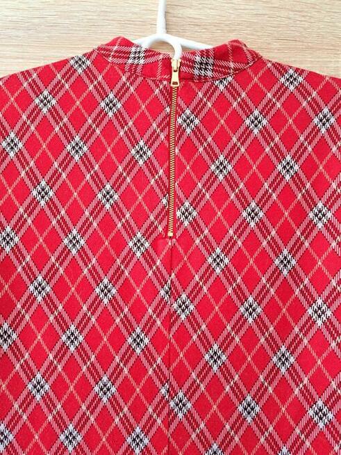 Czerwona sukienka w kratkę rozmiar 42