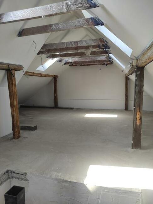 Dom 4 piętrowy , możliwość podzielenia na 2 mieszkania