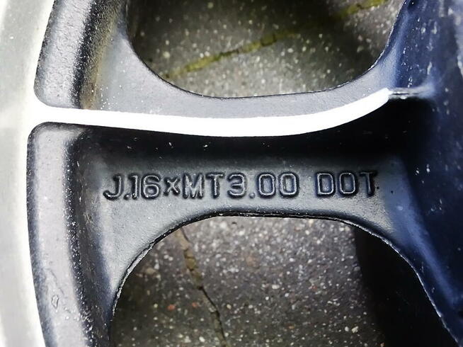 Felga tylnego koła Kawasaki Z 1100 ST KZT10A 81-83 + opona M