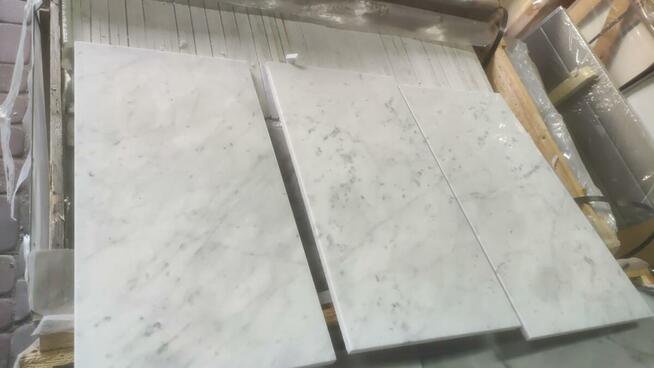 Płytki marmurowe CARRARA BIANCO 60x30x1,5 poler