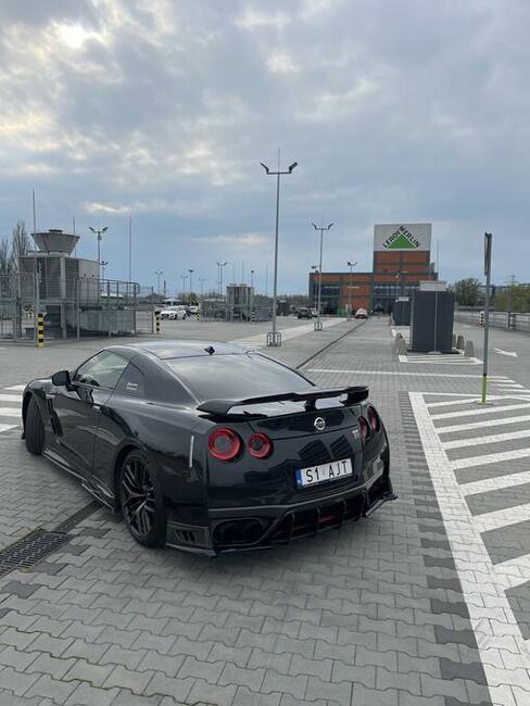 Nissan GTR R35 - Wynajem z prywatnym szoferem na ślub/wesele