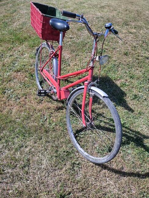 Rower damski czerwony używany