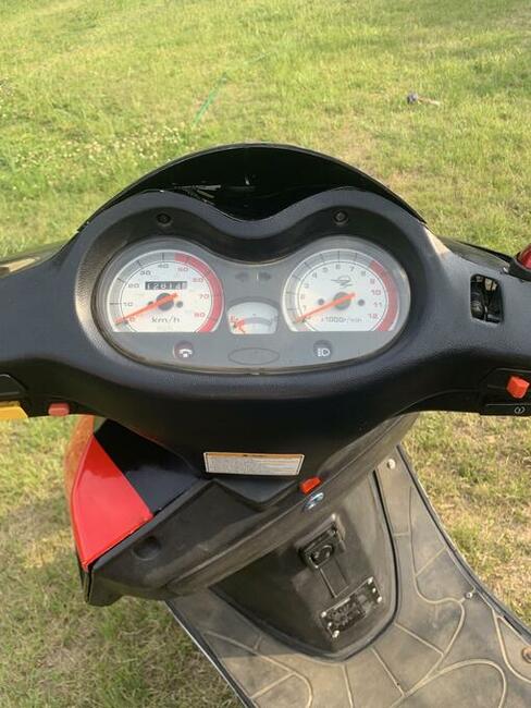 sprzedam skuter 4T qp500 2018 r