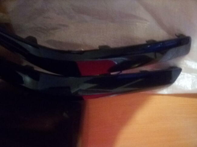 Volvo S60 rok 2006 listwy zderzaka TYŁ!! czarne stan bdb