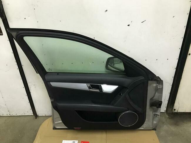 Części Mercedes W 204 2009r automat 2.2 2.5 cdisedan