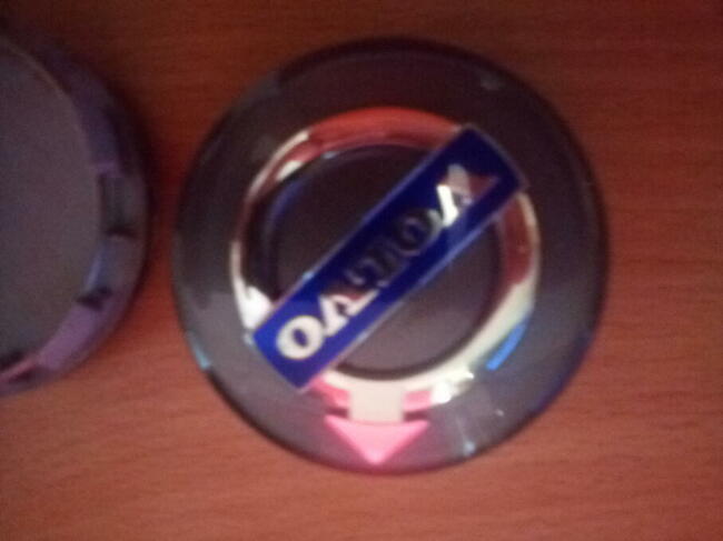 Volvo S60 kapsle na felgi NOWE!!