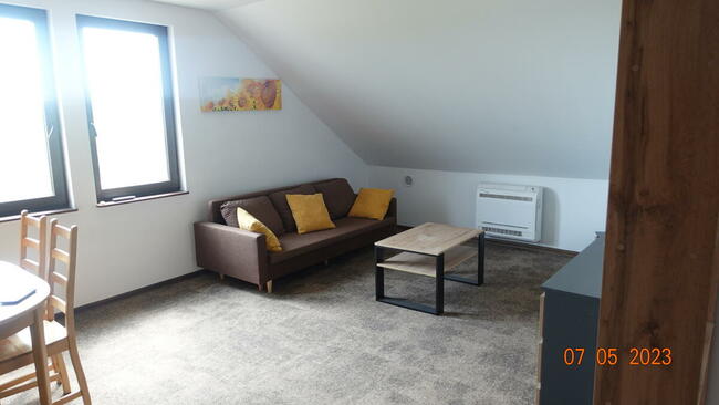 Apartament w domu nad jeziorem (100 m) - do zamieszkania