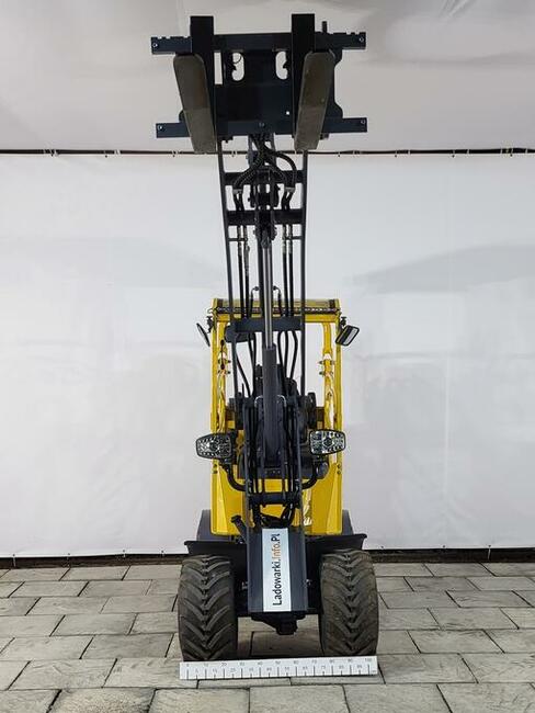 Nowa ładowarka przegubowa Eurotrac W11 - kubota 25KM