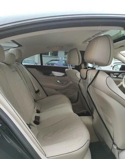 Na sprzedaż Mercedes Benz CLS 400d 4Matic z 2018 roku.
