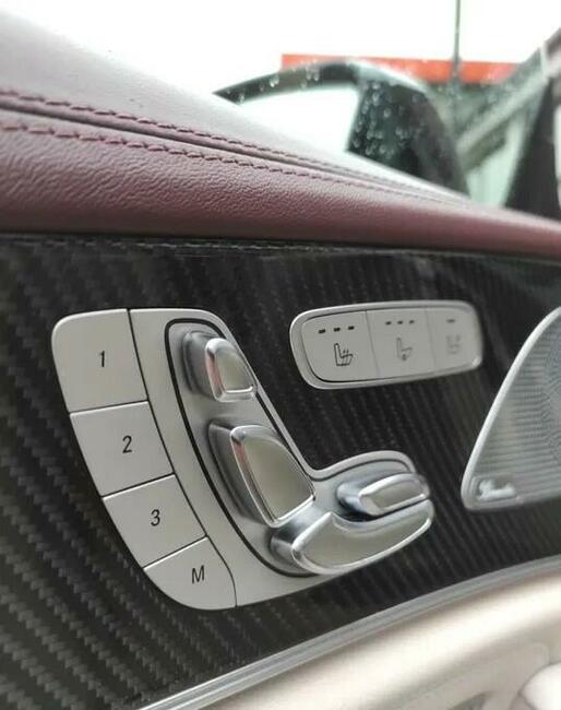 Na sprzedaż Mercedes Benz CLS 400d 4Matic z 2018 roku.