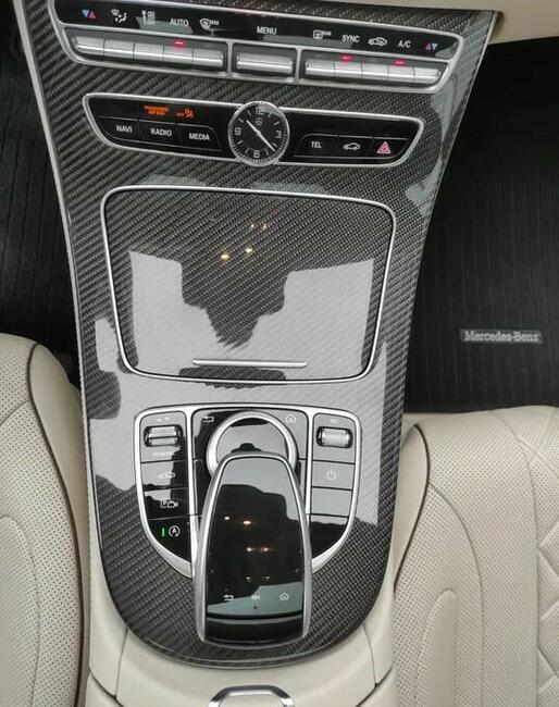 Na sprzedaż Mercedes Benz CLS 400d 4Matic z 2018 roku.