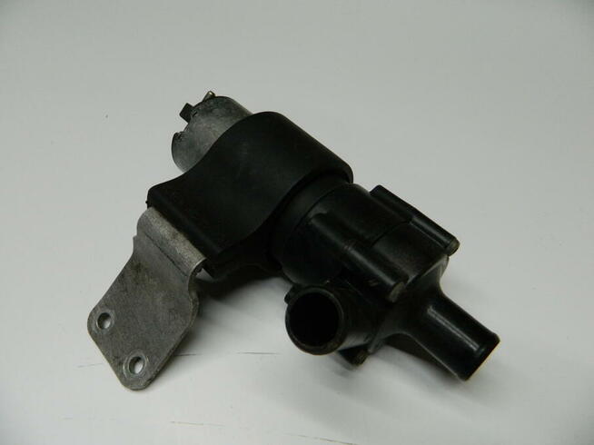 MERCEDES W202 CLK pompa obiegu wody 0018351164