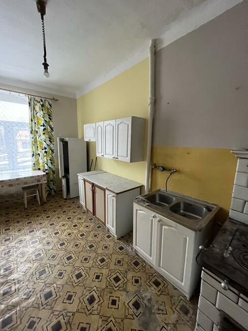 Wynajmę pokój z kuchnią.