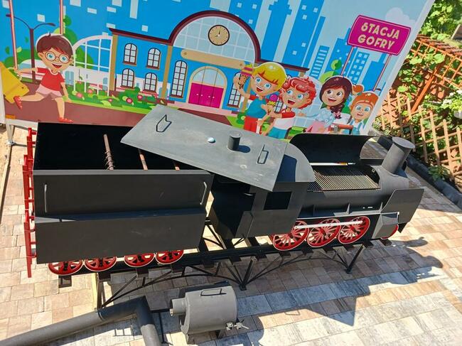 Grill z wędzarnią Lokomotywa 3,8 m