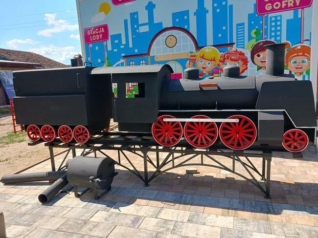 Grill z wędzarnią Lokomotywa 3,8 m