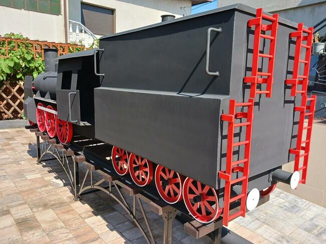 Grill z wędzarnią Lokomotywa 3,8 m