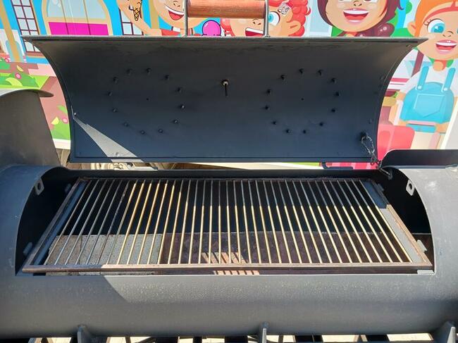 Grill z wędzarnią Lokomotywa 3,8 m