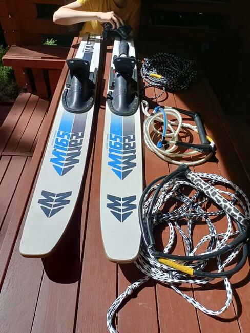 Sprzedam narty wodne + linki