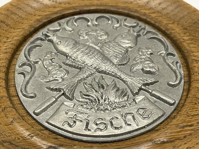 Fische Oryginalna płaskorzeźba z cyny