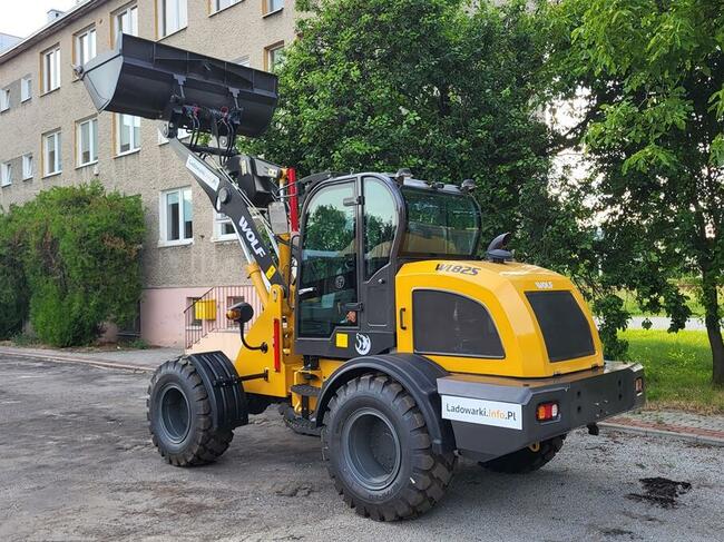 Przegubowa ładowarka kołowa - WOLF 825 - nowa