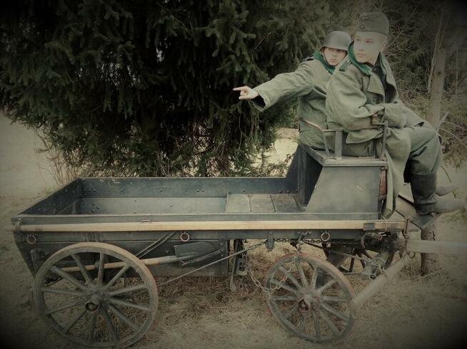 Wojsko armia wóz taborowy wojna 1938 wojenny THUN i kuchnia