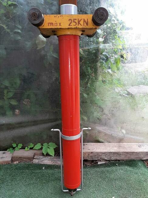 Podnośnik kanałowy