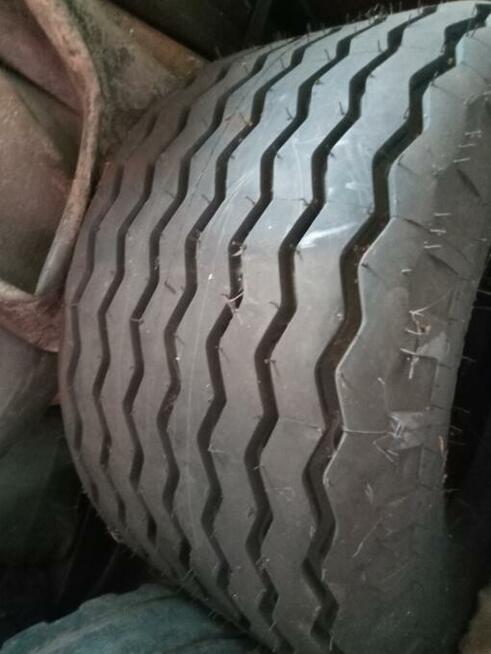 Sprzedam opona nowa do beczkowozu