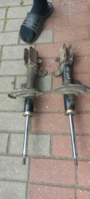 amortyzatory przednie nissan micra