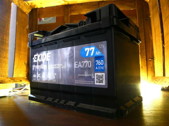 Akumulator 77Ah 760A P+ Exide Premium