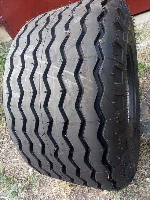 Sprzedam opona nowa do beczkowozu