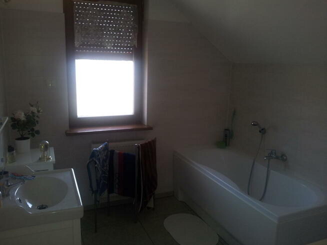 Budynek jednorodzinny parterowy z poddaszem użytkowym