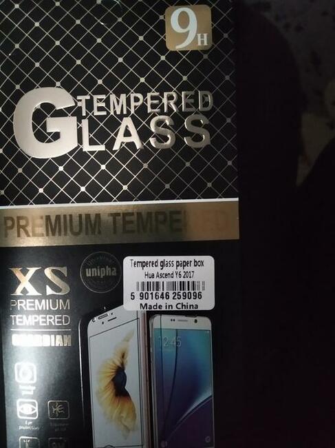 Nowe etui Smart Magnet+szkło hartowane Huawei Y6/Y5