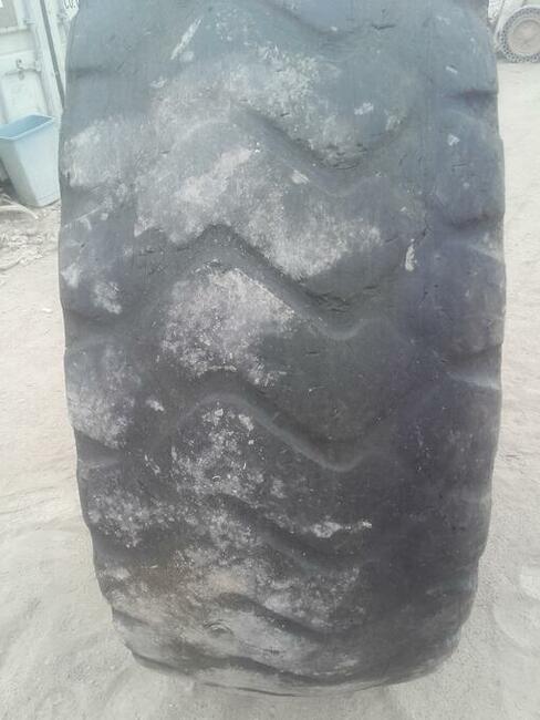 Opona do ładowarki Michelin XHA 20,5 x 25