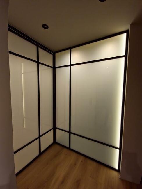 Przeszklenia loft, stalowo-szklane, drzwi i ścianki metalowe