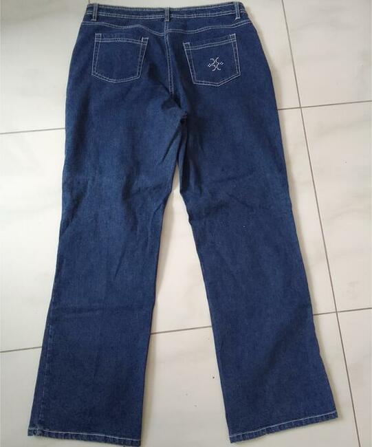 Spodnie damskie jeansowe 44 z elastanem M w pasie 86cm.