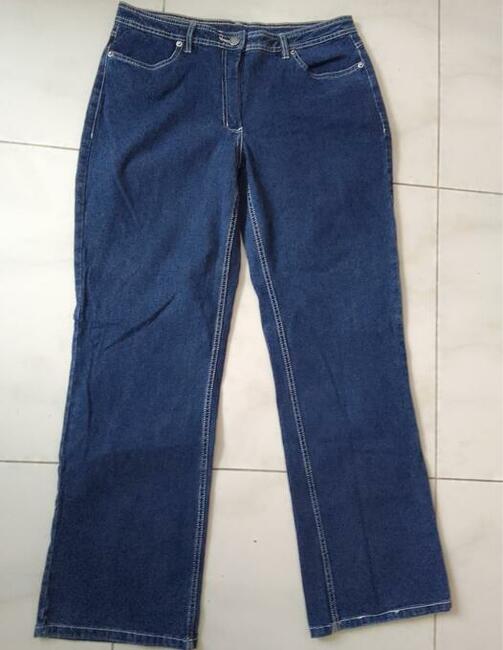 Spodnie damskie jeansowe 44 z elastanem M w pasie 86cm.