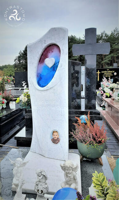 Nagrobek indywidualny, artystyczny, wyjątkowy