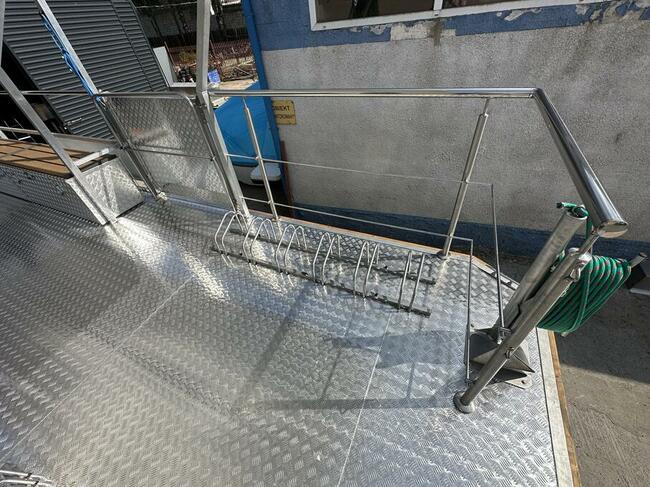 AQARIUS727 HARDTOP łódź pontonowa turystyczna ze STOJAKIEM