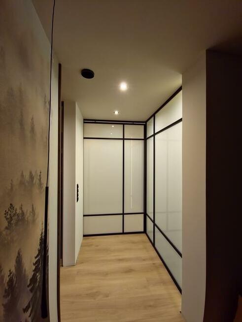 Przeszklenia loft, stalowo-szklane, drzwi i ścianki metalowe