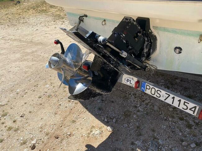 Łódź BAYLINER 265, kabina, 2004r