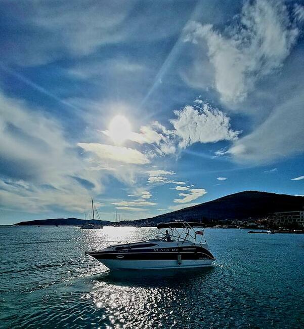 Łódź BAYLINER 265, kabina, 2004r