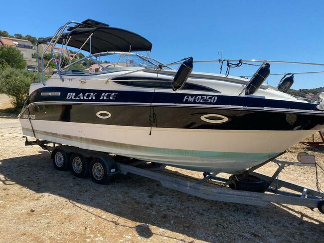 Łódź BAYLINER 265, kabina, 2004r